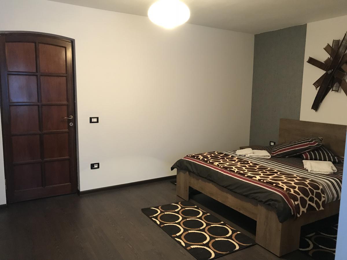 Готель Casa Relax Valeni  Екстер'єр фото
