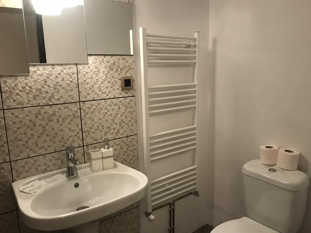 Готель Casa Relax Valeni  Екстер'єр фото