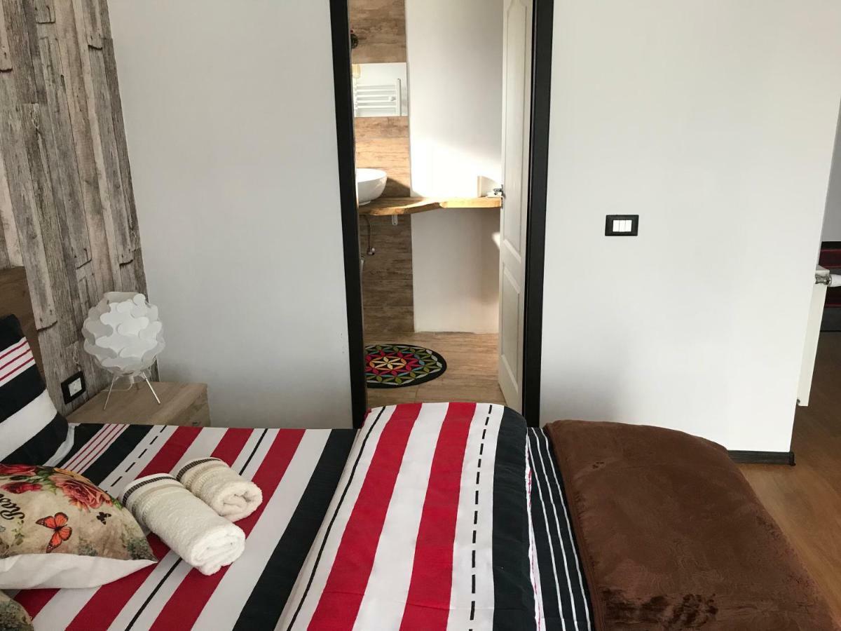 Готель Casa Relax Valeni  Екстер'єр фото